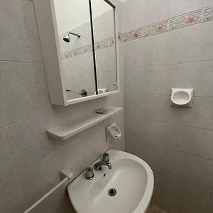 Camera economica